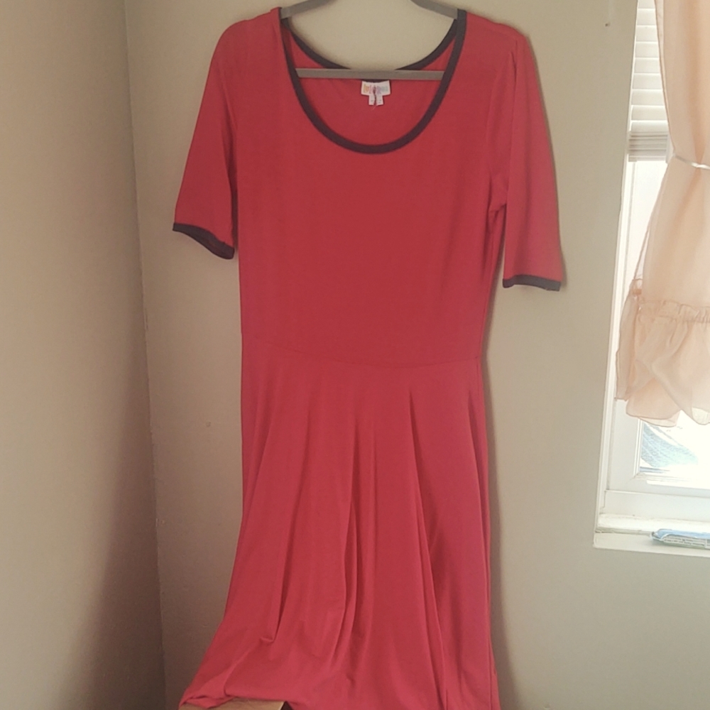 Large Coral 🧡Nicole dress